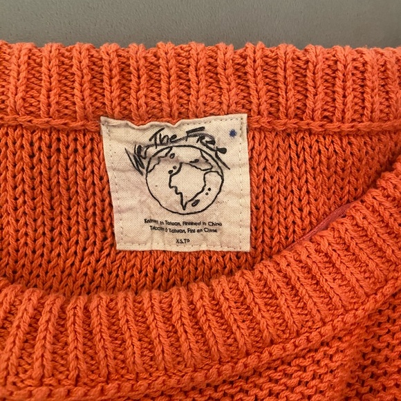 Knitted orange sweater - Picture 2 of 2